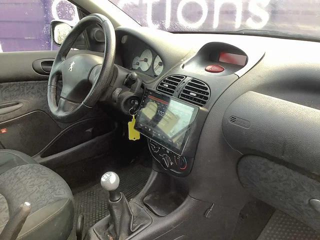 2006 - peugeot - 206 - 1.6-16v quiksilver - personenauto - afbeelding 8 van  11