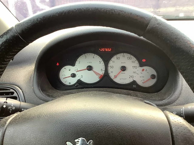 2006 - peugeot - 206 - 1.6-16v quiksilver - personenauto - afbeelding 10 van  11