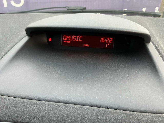 2006 - renault - clio - 1.4-16v dynam.luxe - personenauto - afbeelding 13 van  13