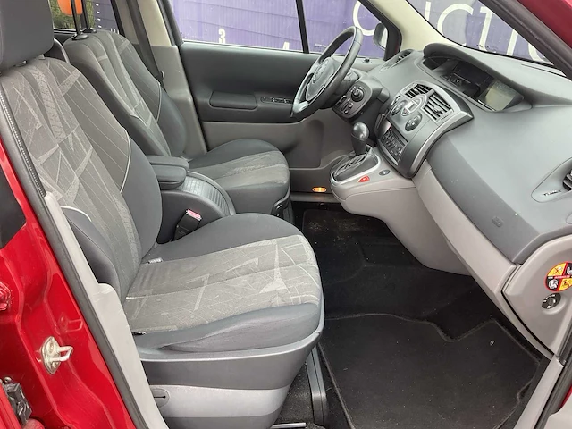 2006 - renault - scénic - 2.0-16v priv.luxe - personenauto - afbeelding 11 van  14