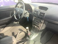 2006 - toyota - avensis wagon - 2.2 d-4d linea luna - personenauto - afbeelding 9 van  12