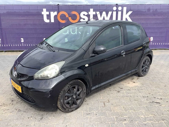 2006 - toyota - aygo - 1.0-12v - personenauto - afbeelding 1 van  12