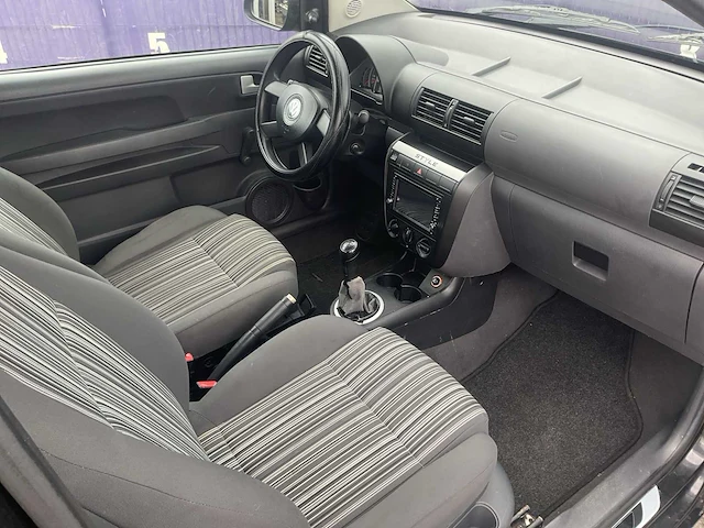 2006 - volkswagen - fox - 1.4 trendline - personenauto - afbeelding 8 van  12