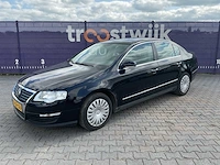 2006 - volkswagen - passat - 2.0 tdi comfortline - personenauto - afbeelding 1 van  12