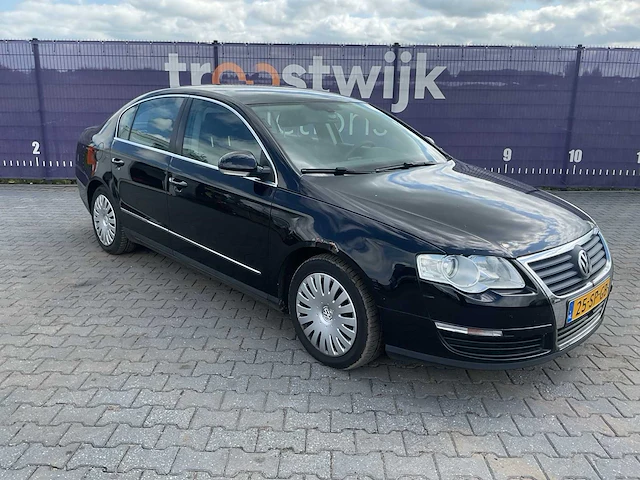 2006 - volkswagen - passat - 2.0 tdi comfortline - personenauto - afbeelding 5 van  12