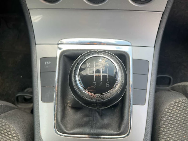 2006 - volkswagen - passat - 2.0 tdi comfortline - personenauto - afbeelding 12 van  12