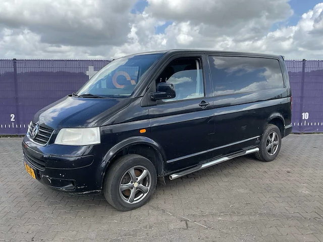 2006 - volkswagen - transporter - 2.5 tdi 300 bud.dc - bedrijfswagen (defect) - afbeelding 1 van  10