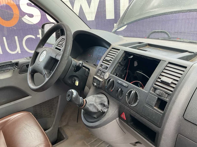 2006 - volkswagen - transporter - 2.5 tdi 300 bud.dc - bedrijfswagen (defect) - afbeelding 9 van  10