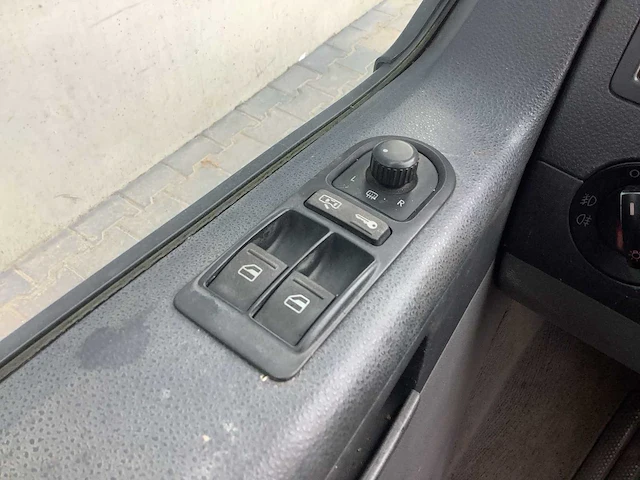 2006 - volkswagen - transporter - 2.5 tdi 340 - bedrijfswagen - afbeelding 10 van  11