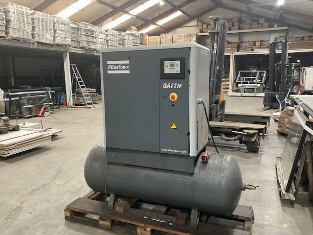 2006 atlas copco ga11 ff schroefcompressor - afbeelding 1 van  9