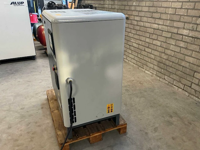 2006 atlas copco ga11vsd ff schroefcompressor - afbeelding 16 van  22