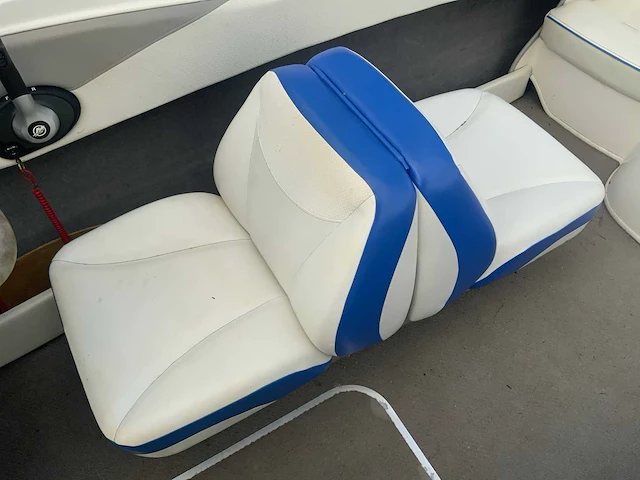 2006 bayliner 185 capri speedboot - afbeelding 14 van  41