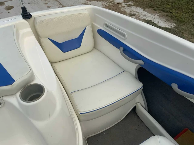 2006 bayliner 185 capri speedboot - afbeelding 16 van  41