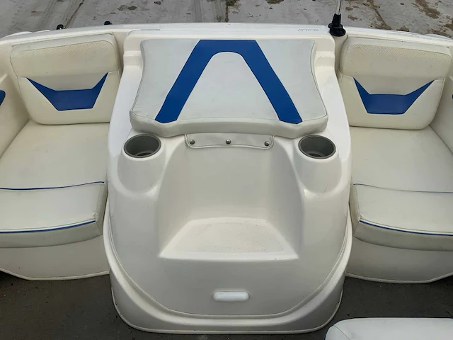 2006 bayliner 185 capri speedboot - afbeelding 18 van  41
