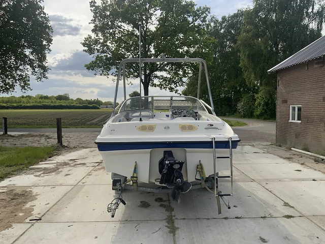 2006 bayliner 185 capri speedboot - afbeelding 38 van  41