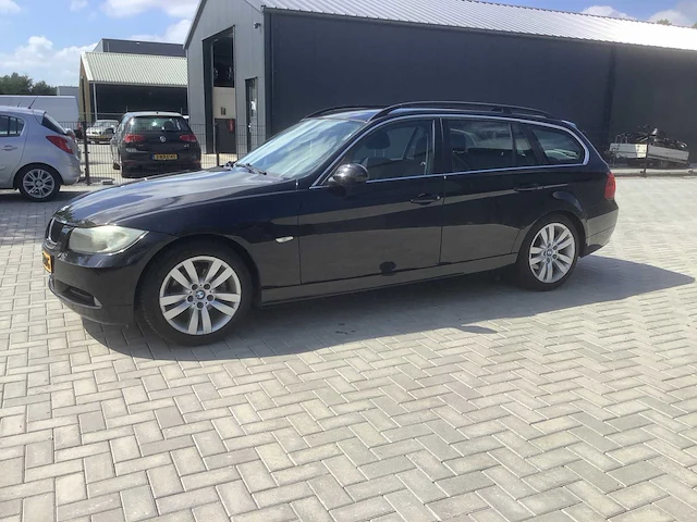 2006 bmw 3-serie touring 320i personenauto - afbeelding 1 van  12