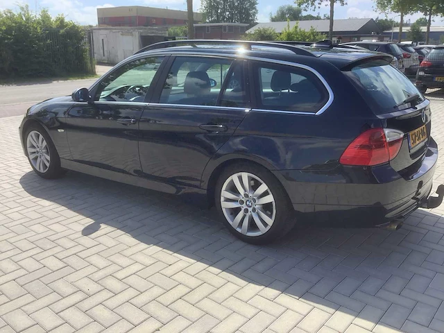 2006 bmw 3-serie touring 320i personenauto - afbeelding 8 van  12