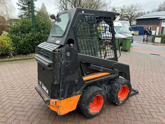 2006 bobcat 463 schranklader - afbeelding 2 van  8