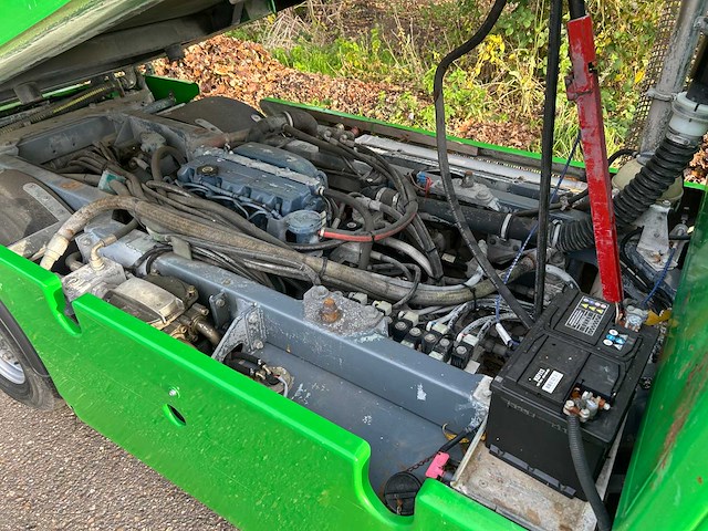 2006 boschung l3 pony werktuigdrager / straatreinigingsmachine - afbeelding 15 van  22