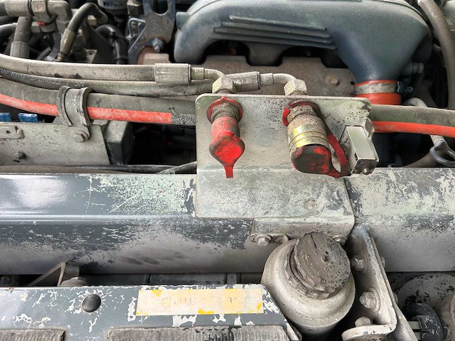 2006 boschung l3 pony werktuigdrager / straatreinigingsmachine - afbeelding 19 van  22