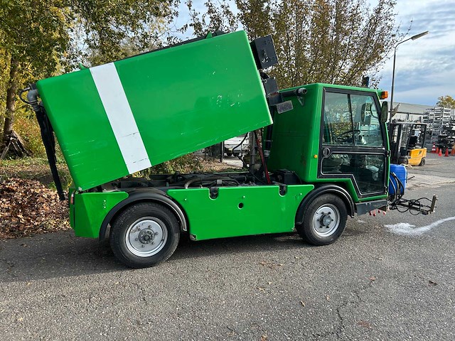 2006 boschung l3 pony werktuigdrager / straatreinigingsmachine - afbeelding 21 van  22