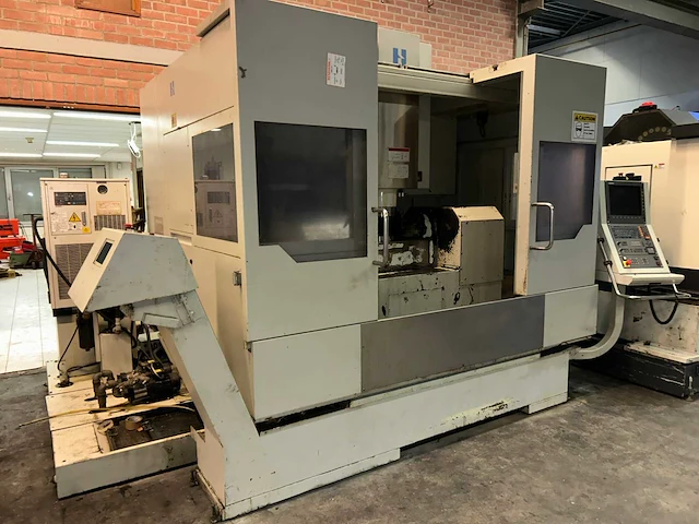 2006 bridgeport 5ax cnc universele bewerkingscentra - afbeelding 1 van  15