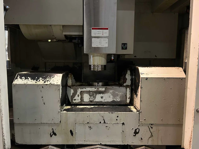 2006 bridgeport 5ax cnc universele bewerkingscentra - afbeelding 6 van  15