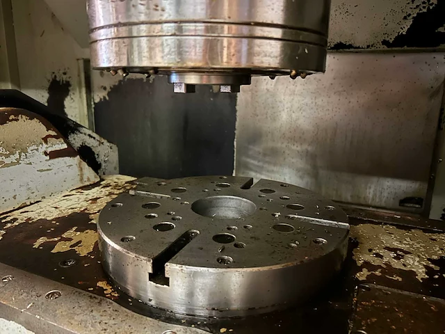 2006 bridgeport 5ax cnc universele bewerkingscentra - afbeelding 8 van  15