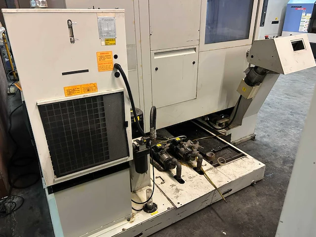 2006 bridgeport 5ax cnc universele bewerkingscentra - afbeelding 9 van  15