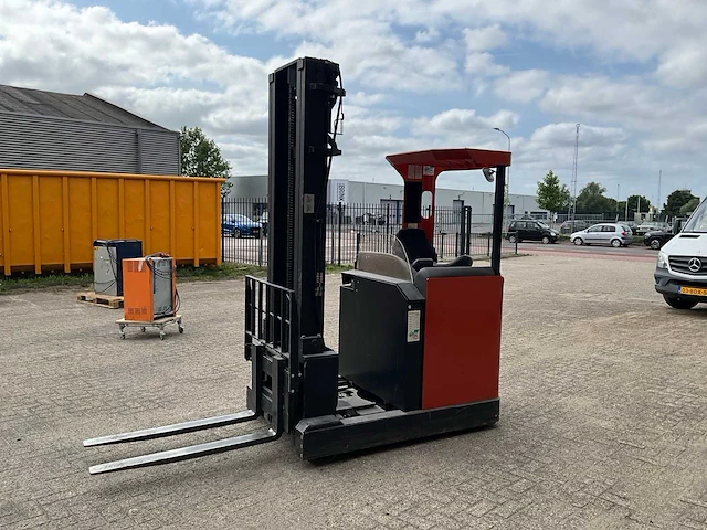 2006 bt rr m14 reach truck - afbeelding 8 van  13