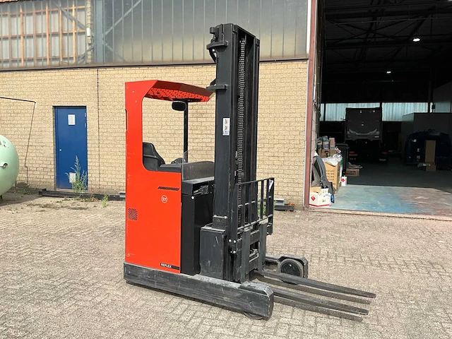 2006 bt rr m14 reach truck - afbeelding 11 van  13