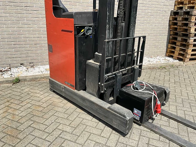2006 bt rrm14 reach truck - afbeelding 13 van  16