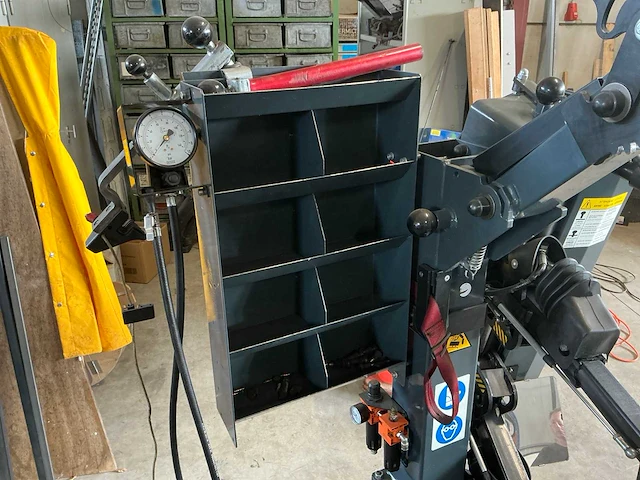 2006 butler airhydraulic banden de-en montageapparaat - afbeelding 14 van  18