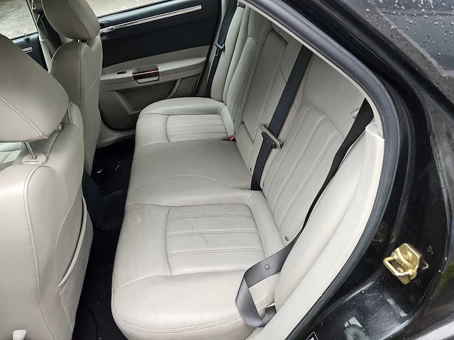 2006 chrysler 300c 3.0 v6 crd - afbeelding 18 van  33