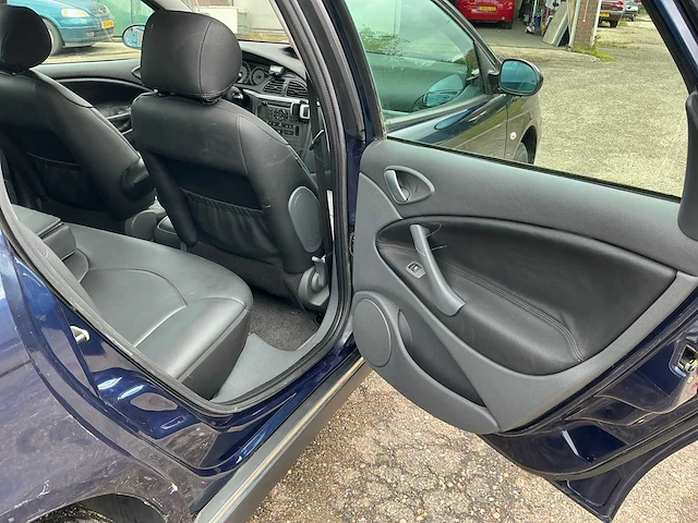 2006 citroen c5 break personenauto - afbeelding 32 van  46