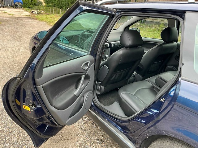 2006 citroen c5 break personenauto - afbeelding 27 van  46