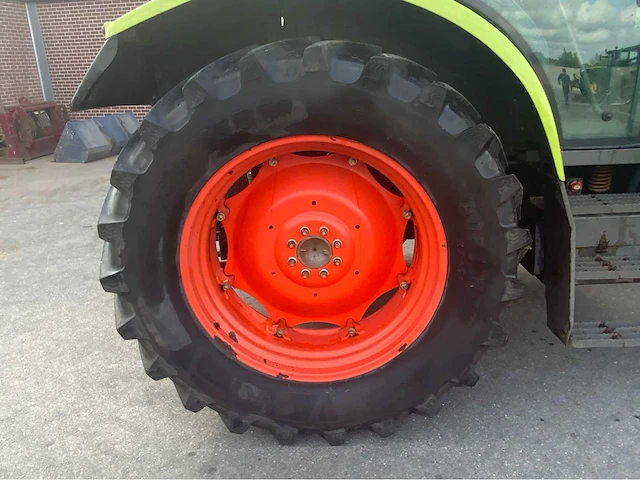 2006 claas ares 557 atz vierwielaangedreven landbouwtractor - afbeelding 4 van  47