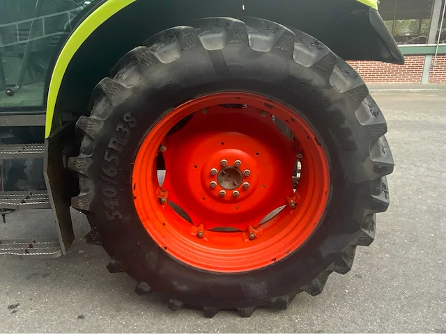 2006 claas ares 557 atz vierwielaangedreven landbouwtractor - afbeelding 7 van  47