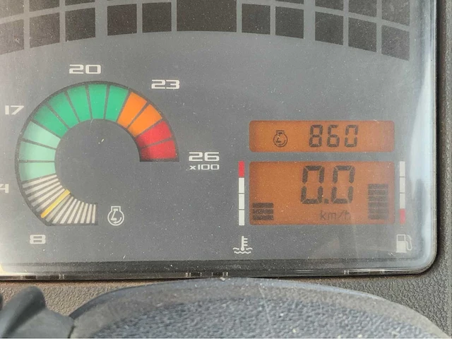 2006 claas ares 557 atz vierwielaangedreven landbouwtractor - afbeelding 17 van  47