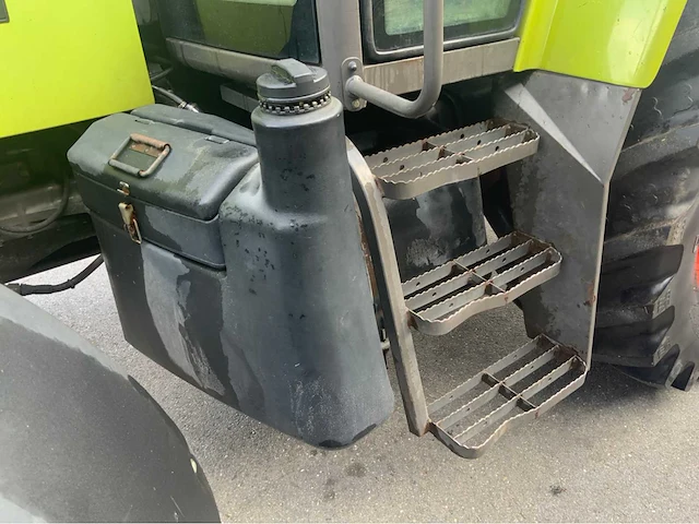 2006 claas ares 557 atz vierwielaangedreven landbouwtractor - afbeelding 26 van  47