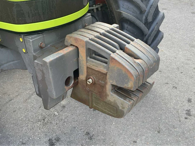2006 claas ares 557 atz vierwielaangedreven landbouwtractor - afbeelding 27 van  47