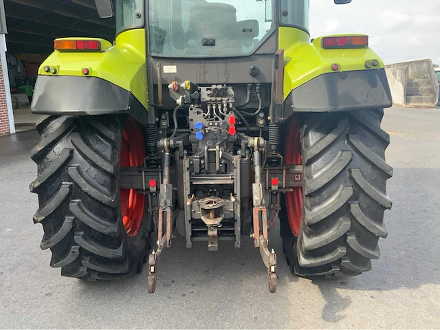 2006 claas ares 557 atz vierwielaangedreven landbouwtractor - afbeelding 28 van  47