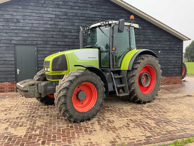 2006 claas ares 826 rz vierwielaangedreven landbouwtractor - afbeelding 32 van  34