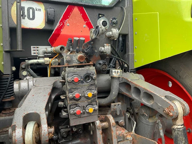2006 claas ares 826 rz vierwielaangedreven landbouwtractor - afbeelding 6 van  34