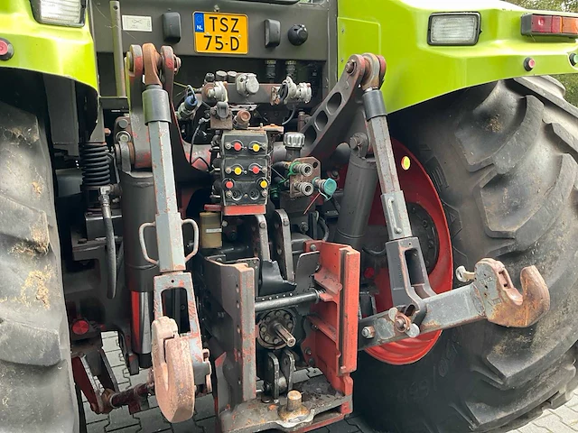 2006 claas ares 836 rz vierwielaangedreven landbouwtractor - afbeelding 8 van  39