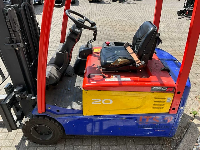 2006 daewoo b20t-5 vorkheftruck - afbeelding 12 van  18