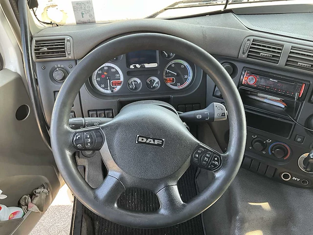 2006 daf ft cf 85 opleggertrekker. - afbeelding 15 van  34