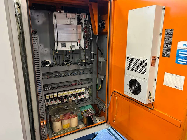 2006 dahlih mcv 1020 ba cnc universele bewerkingscentra - afbeelding 17 van  23
