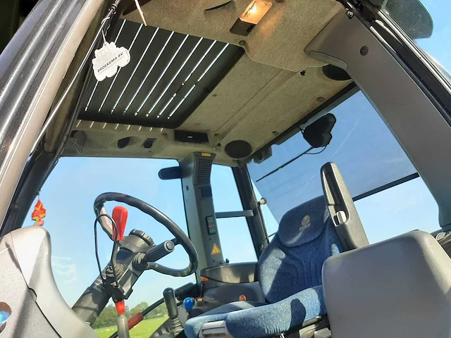 2006 deutz-fahr agrotron 108 vierwielaangedreven landbouwtractor - afbeelding 29 van  48