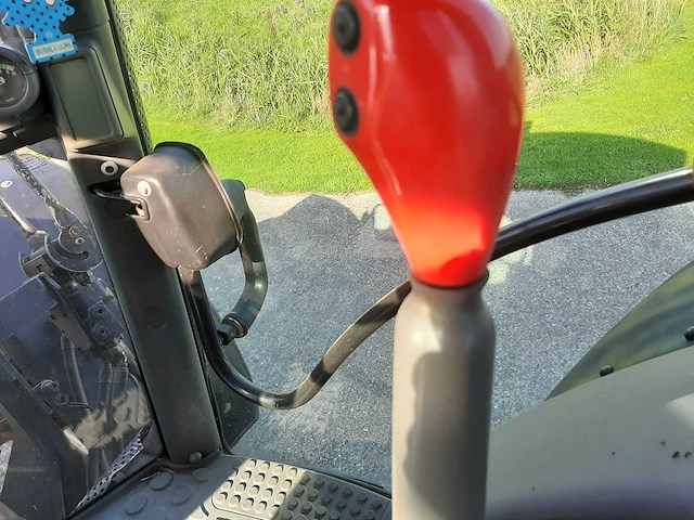 2006 deutz-fahr agrotron 108 vierwielaangedreven landbouwtractor - afbeelding 31 van  48